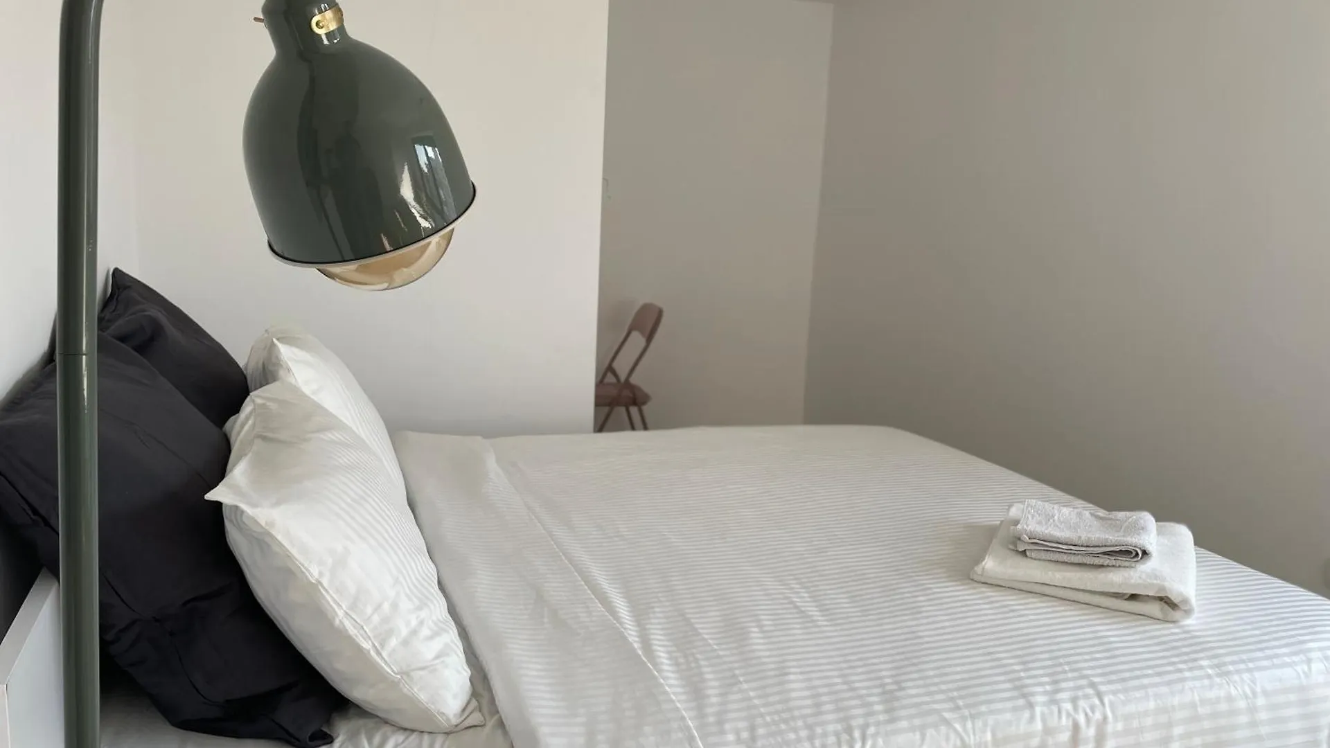 Your Modern Home In The Armenian Quarter Bucharest Apartment